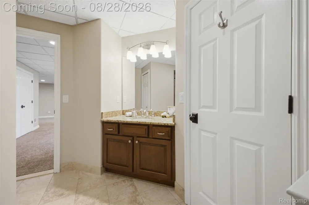 22440 Darcey Court Novi City, MI 48374