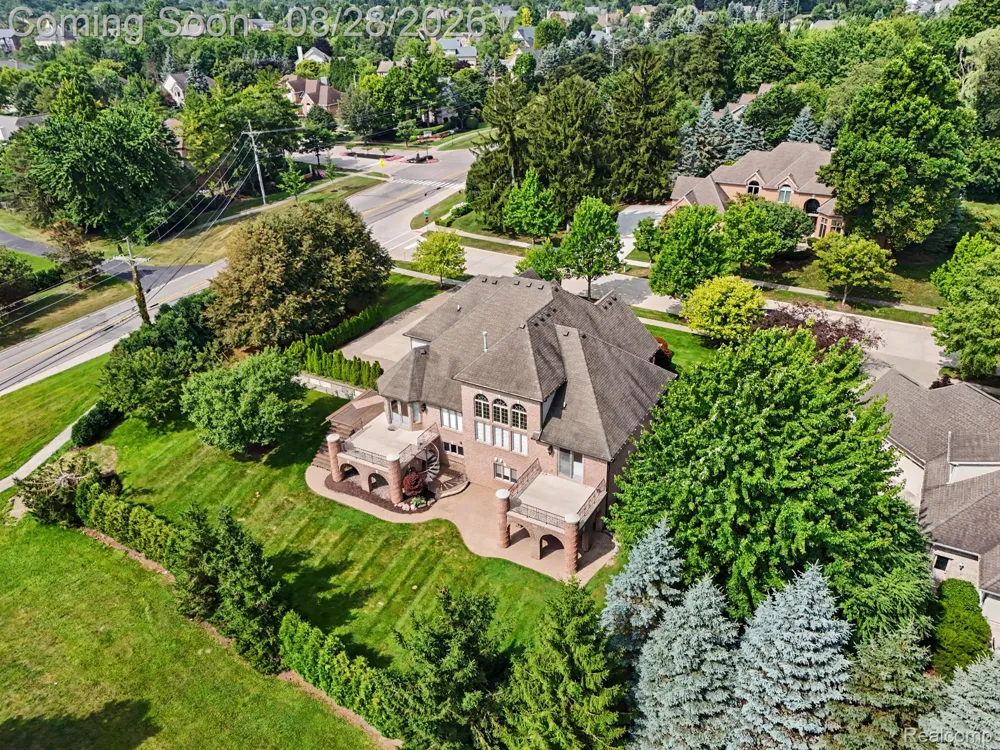 22440 Darcey Court Novi City, MI 48374