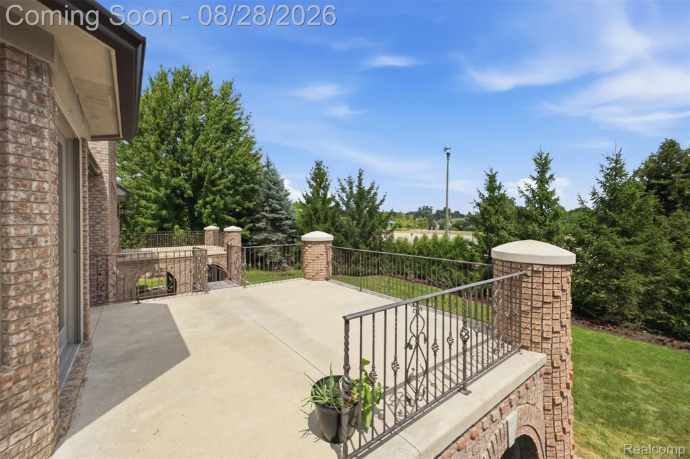 22440 Darcey Court Novi City, MI 48374