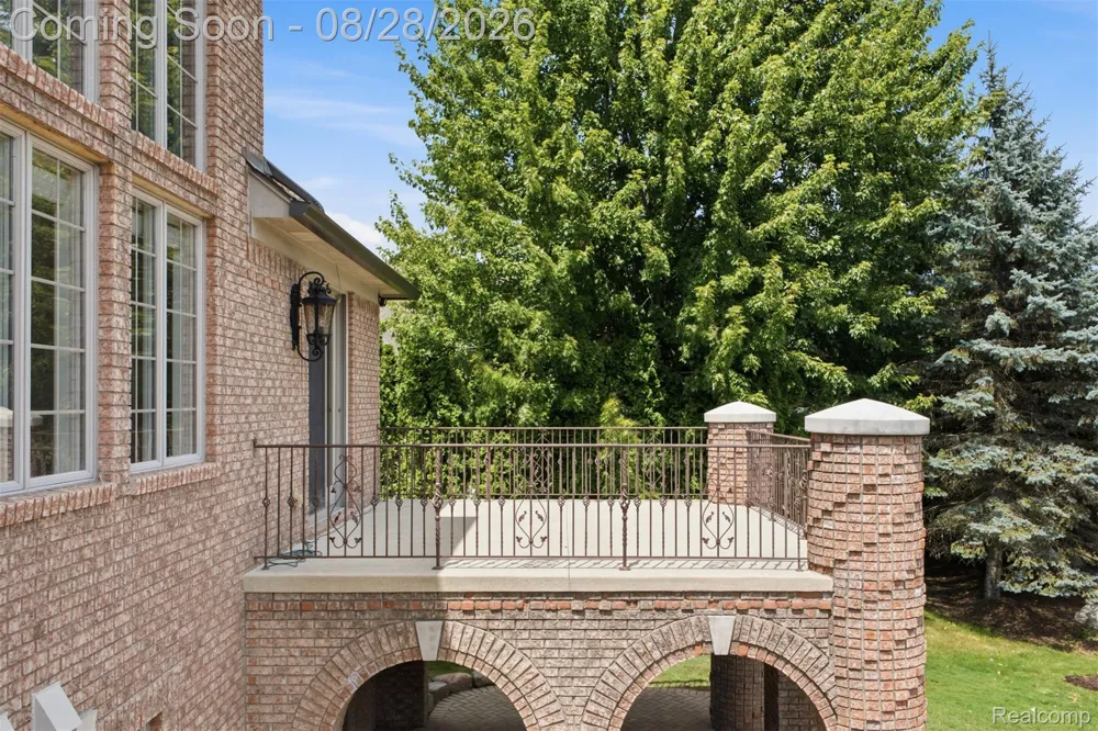 22440 Darcey Court Novi City, MI 48374
