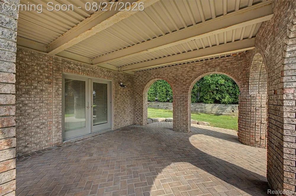 22440 Darcey Court Novi City, MI 48374