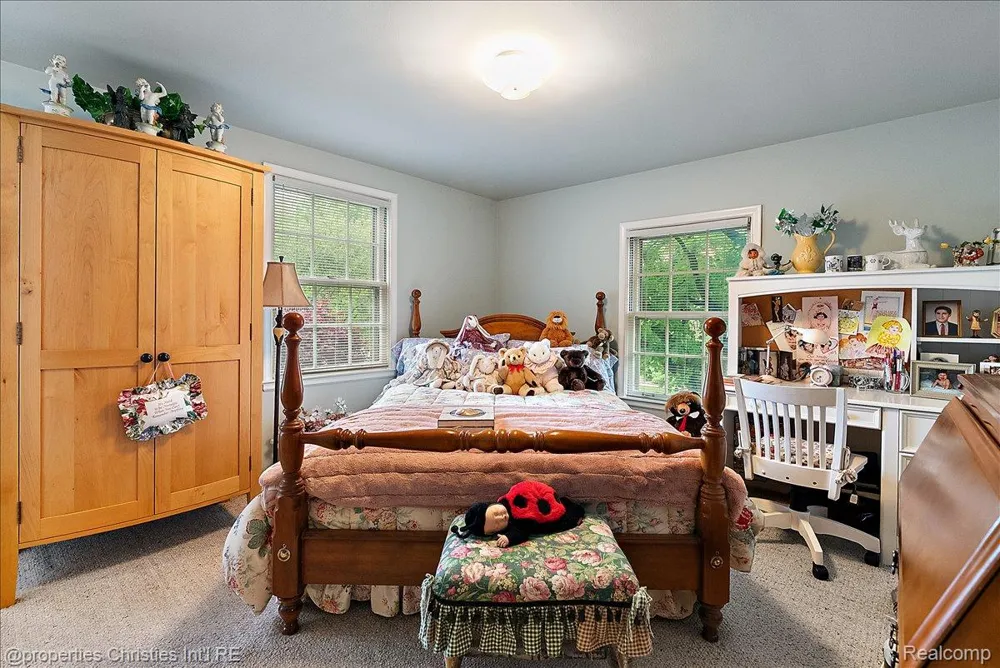 341 Westwood Drive Bloomfield Hills City, MI 48301