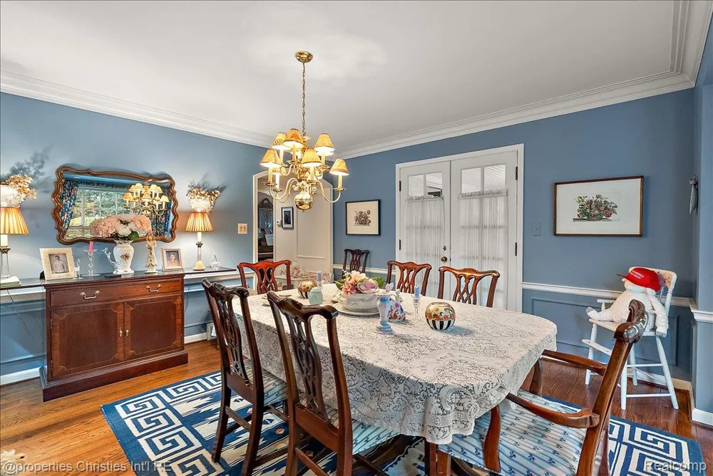 341 Westwood Drive Bloomfield Hills City, MI 48301