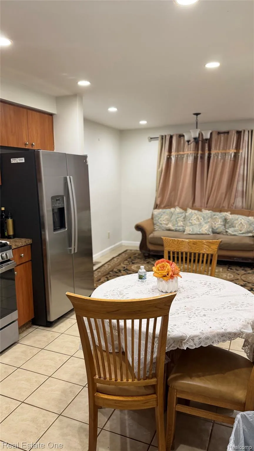 13351 Albany Street Oak Park City, MI 48237