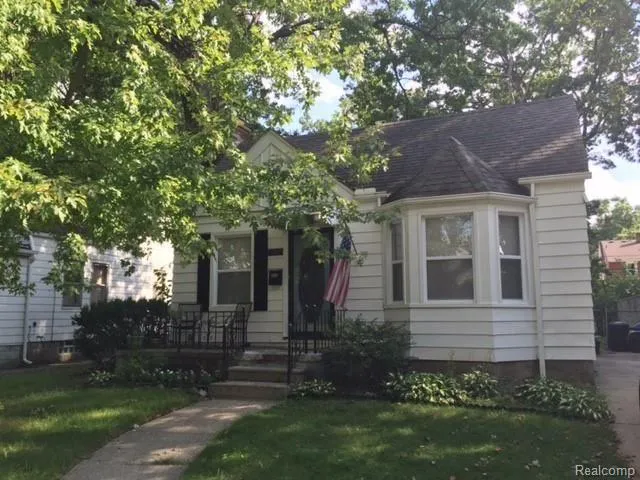 232 E WOODLAND STREET Ferndale City, MI 48220