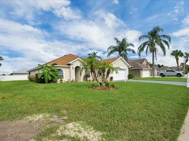 344 RUBY LAKE LOOP Winter Haven, FL 33884