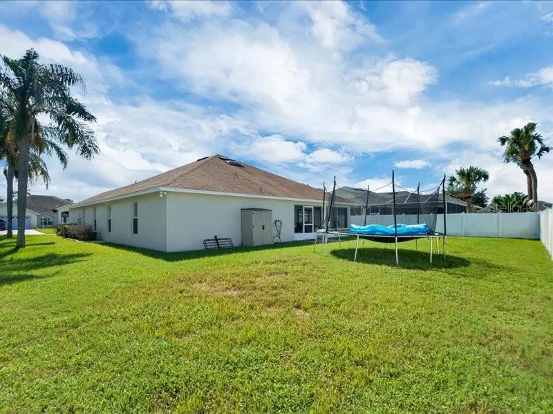 344 RUBY LAKE LOOP Winter Haven, FL 33884