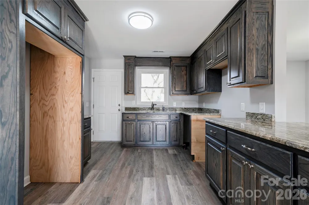 226 Hardin Circle Grover, NC 28073