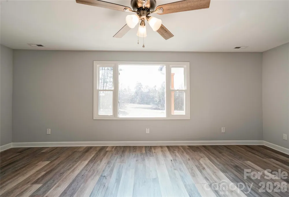 226 Hardin Circle Grover, NC 28073