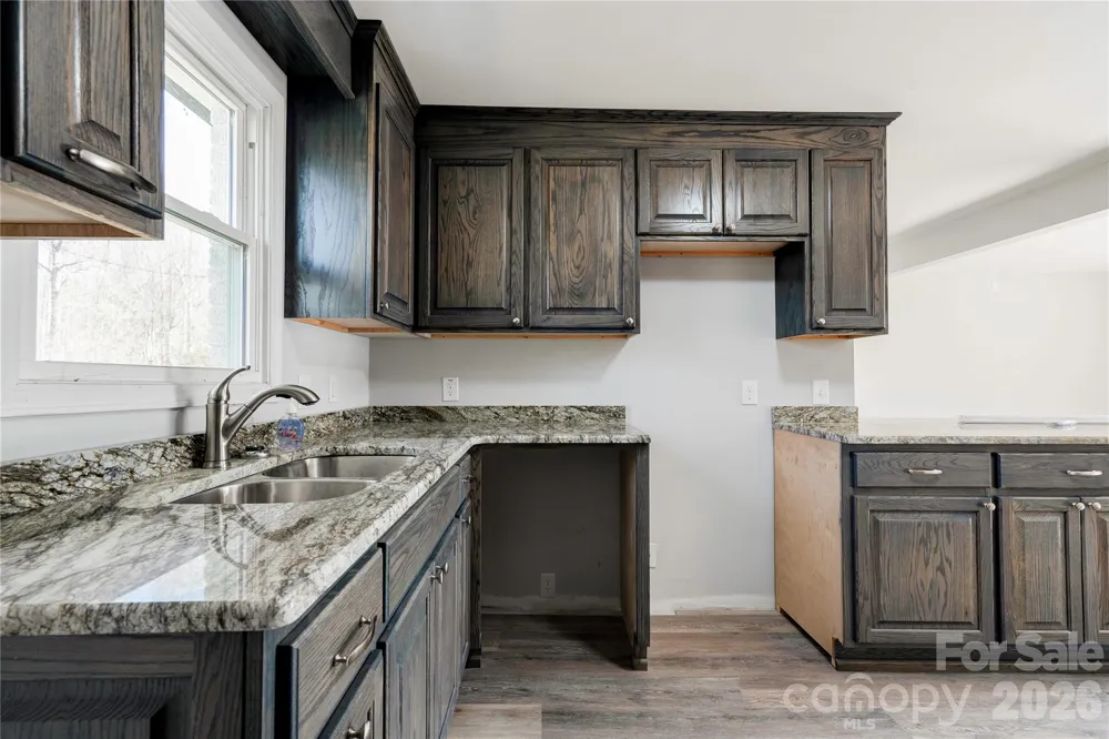 226 Hardin Circle Grover, NC 28073