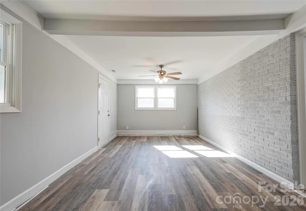 226 Hardin Circle Grover, NC 28073
