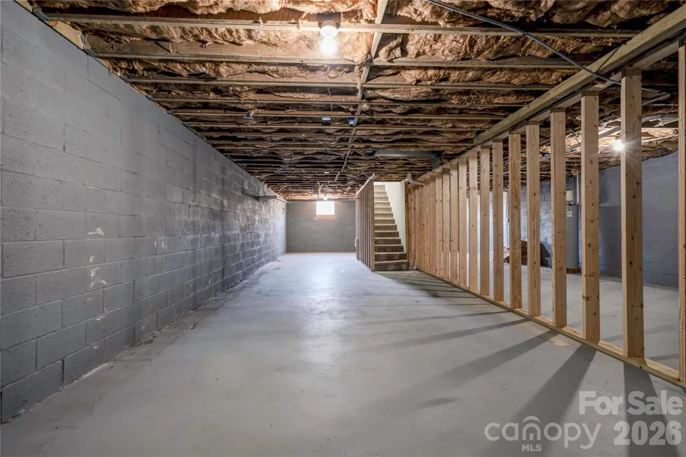226 Hardin Circle Grover, NC 28073