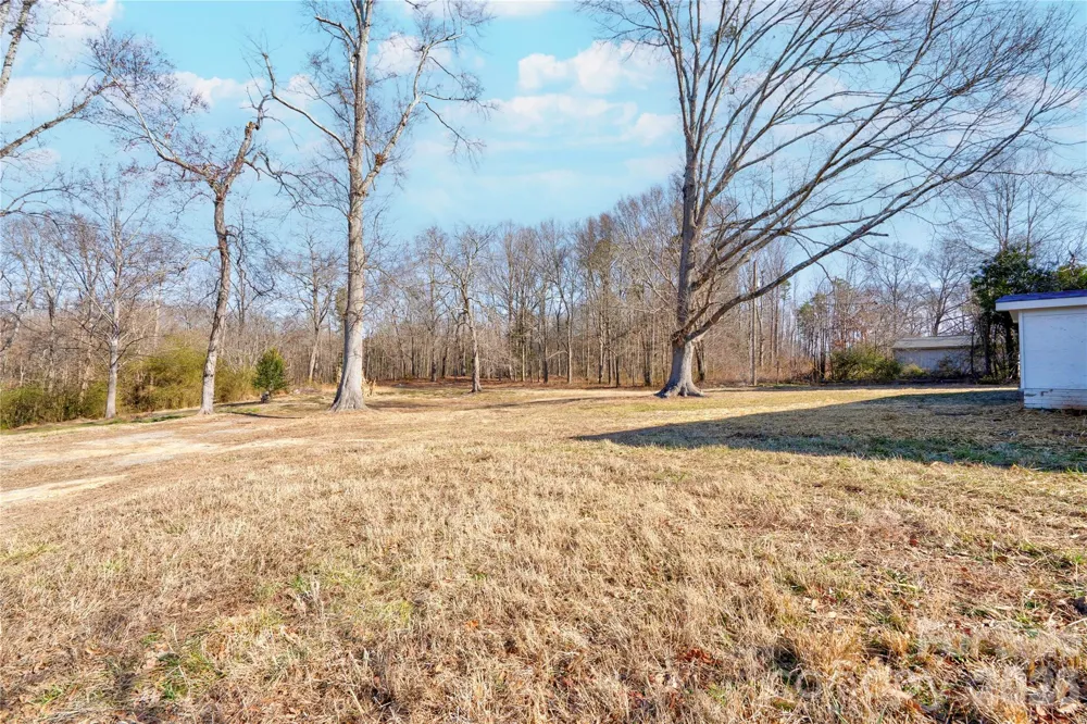 226 Hardin Circle Grover, NC 28073