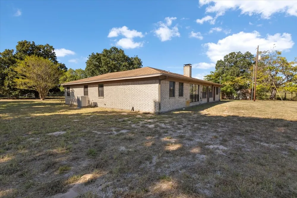 1000 County Road 1208 Grapeland, TX 75844