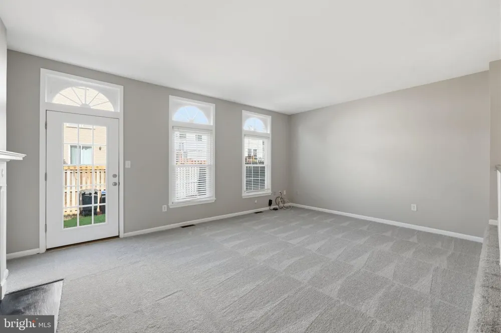 7978 REVENNA LANE Springfield, VA 22153