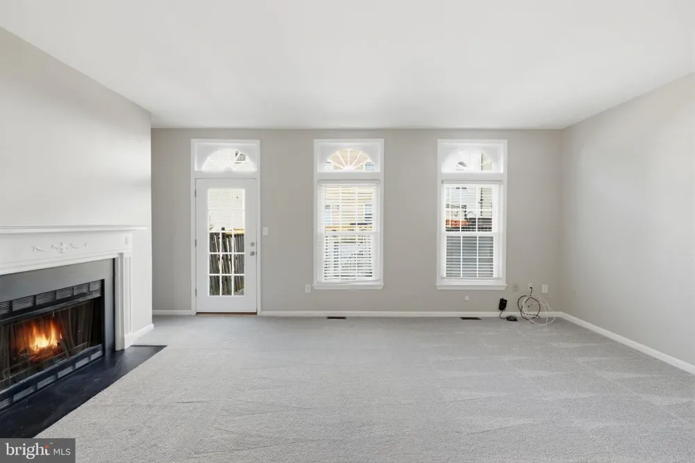 7978 REVENNA LANE Springfield, VA 22153