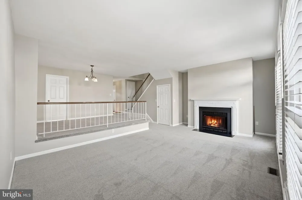 7978 REVENNA LANE Springfield, VA 22153