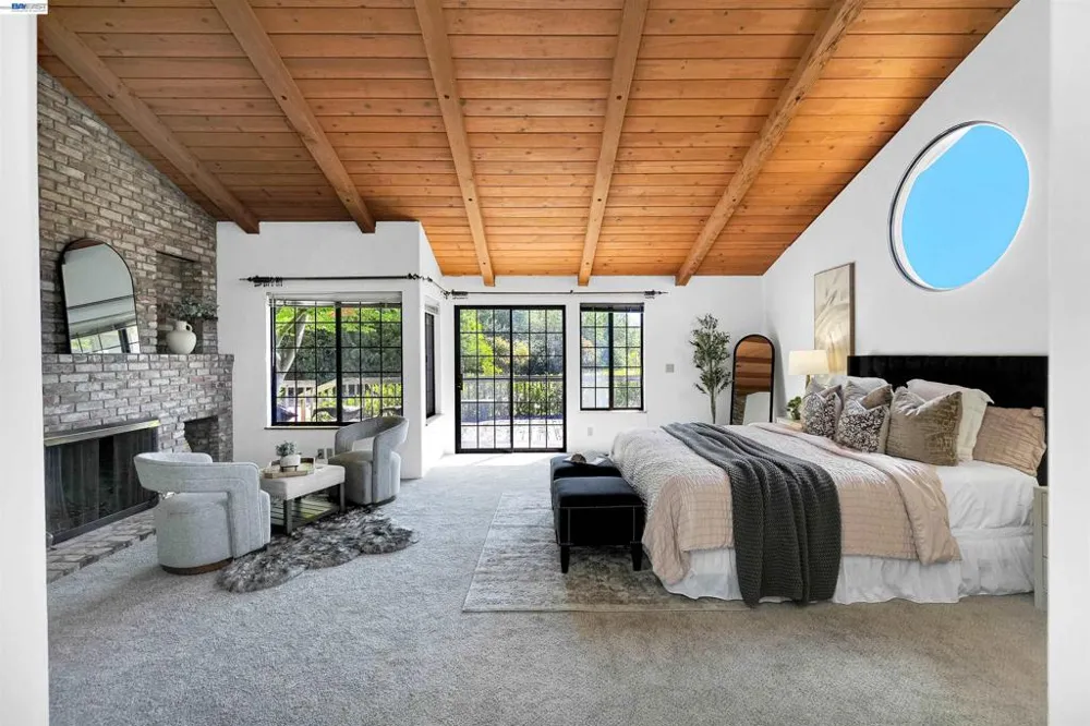 16989 Brierly Ct Castro Valley, CA 94546