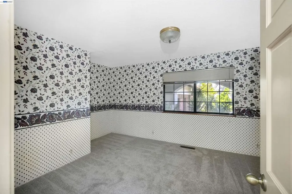16989 Brierly Ct Castro Valley, CA 94546