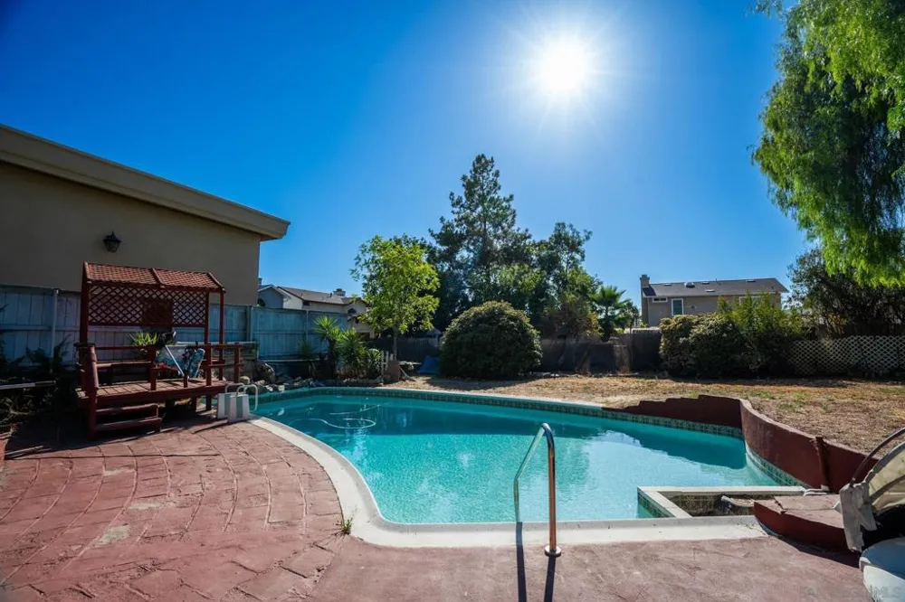 307 E Washington Ave El Cajon, CA 92020