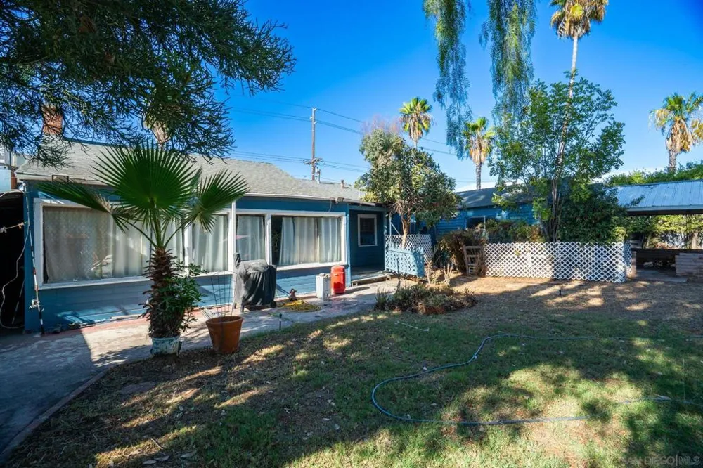 307 E Washington Ave El Cajon, CA 92020
