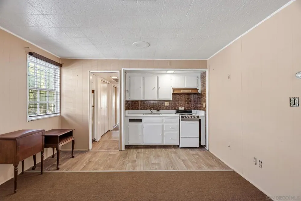 307 E Washington Ave El Cajon, CA 92020