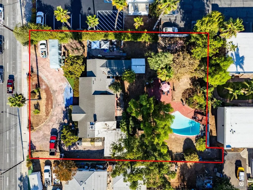 307 E Washington Ave El Cajon, CA 92020