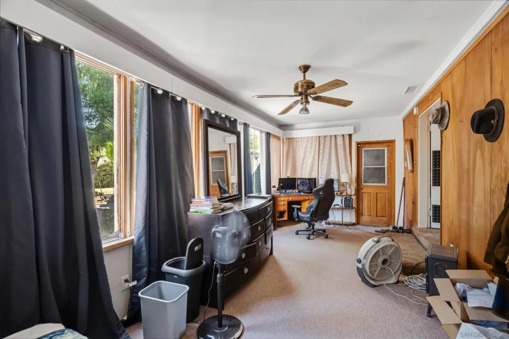 307 E Washington Ave El Cajon, CA 92020