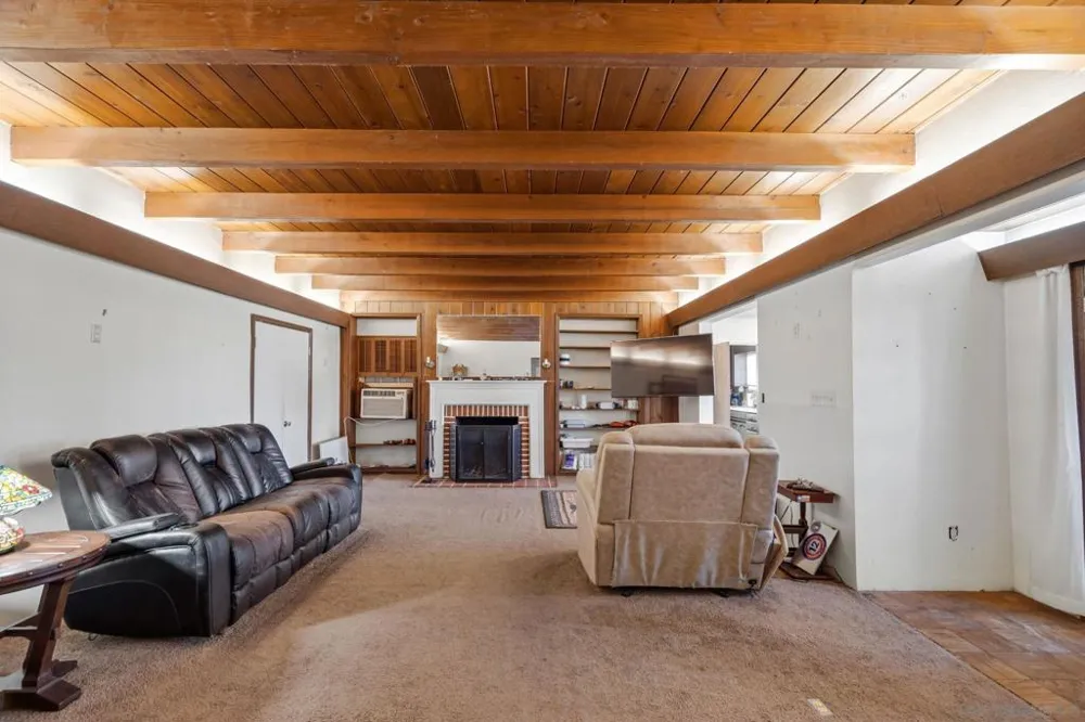 307 E Washington Ave El Cajon, CA 92020