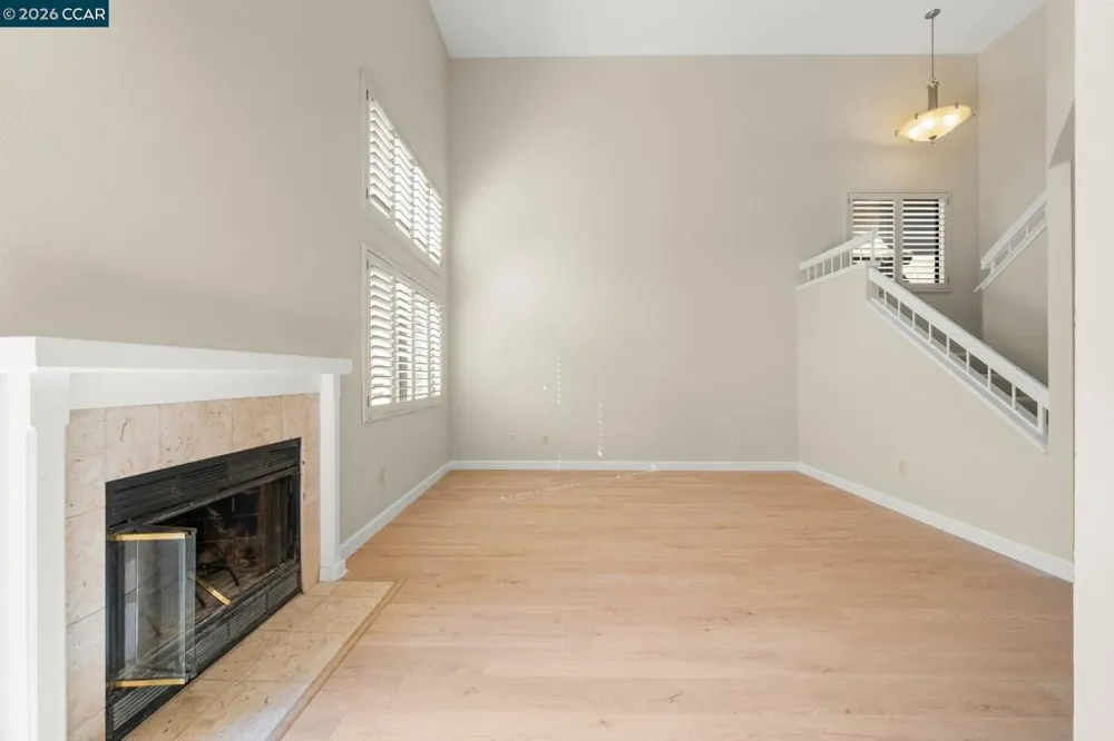 2262 Foxhill Dr Martinez, CA 94553