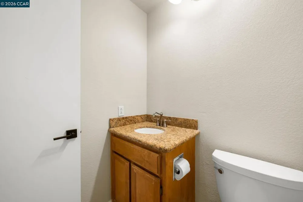 2262 Foxhill Dr Martinez, CA 94553