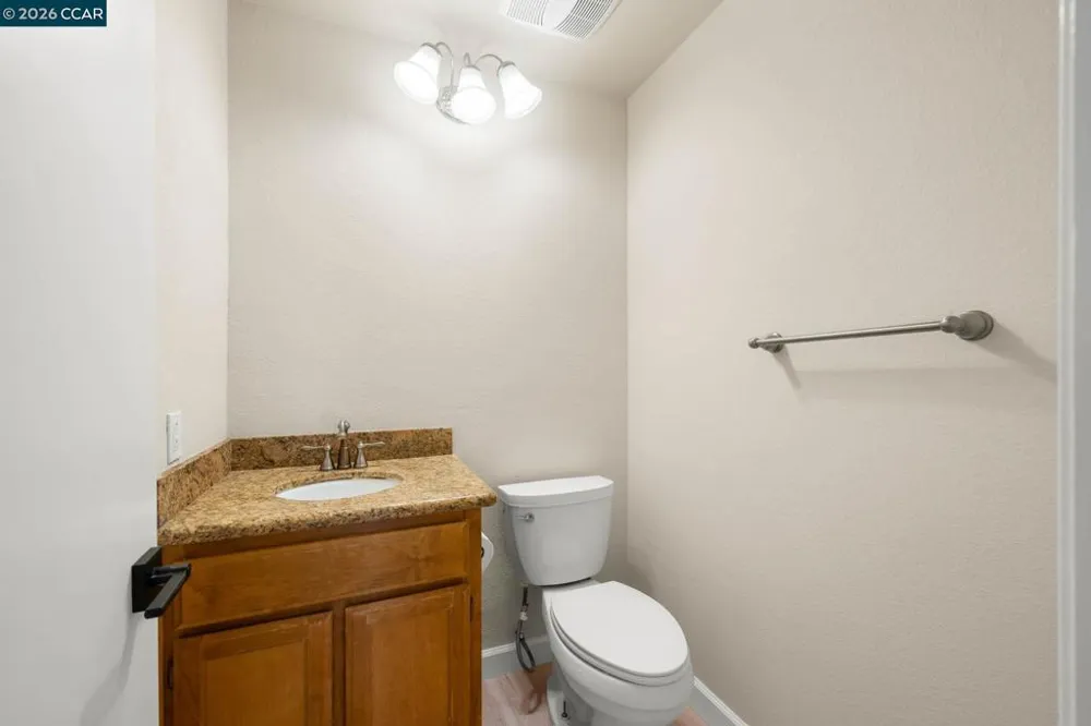 2262 Foxhill Dr Martinez, CA 94553