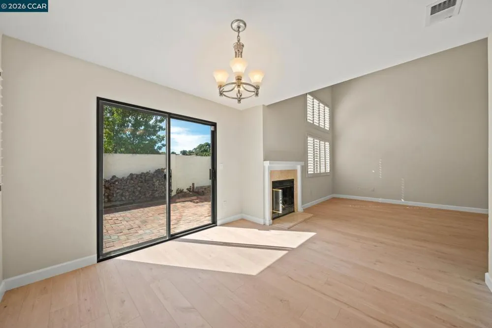 2262 Foxhill Dr Martinez, CA 94553