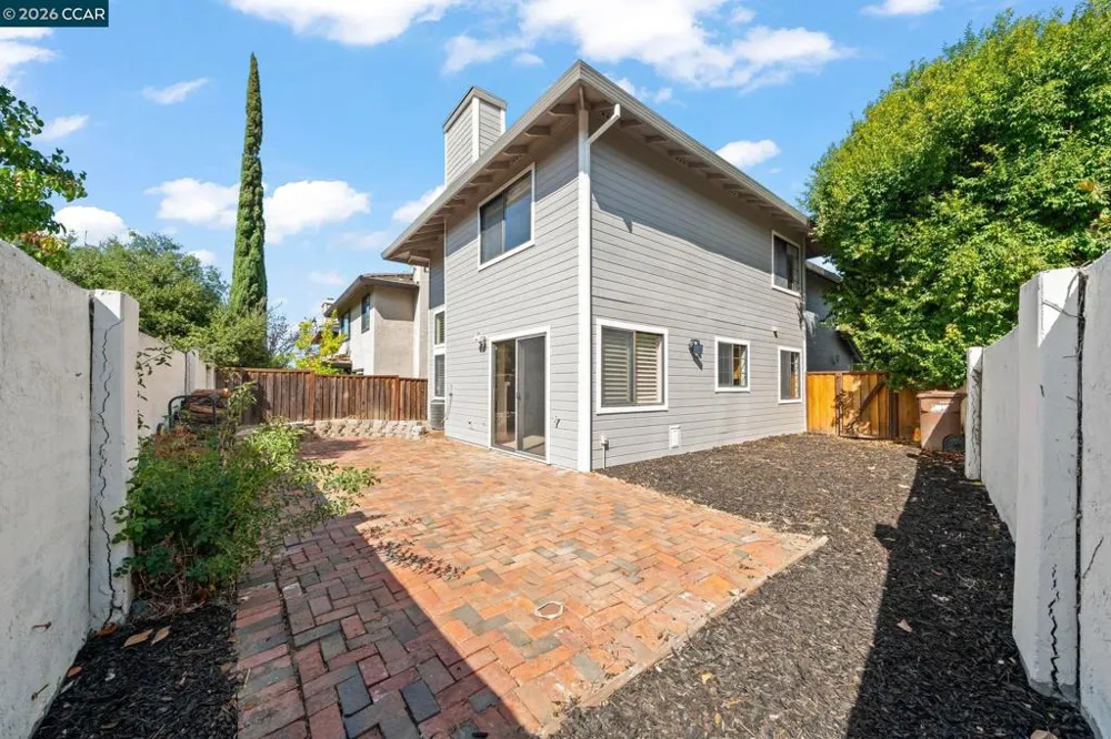 2262 Foxhill Dr Martinez, CA 94553