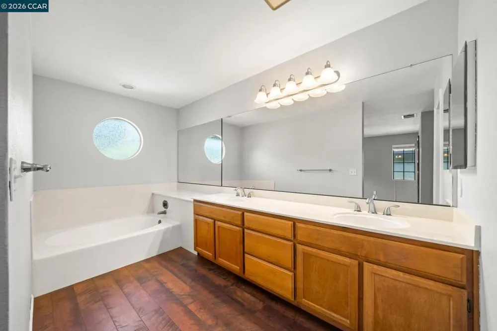 2262 Foxhill Dr Martinez, CA 94553