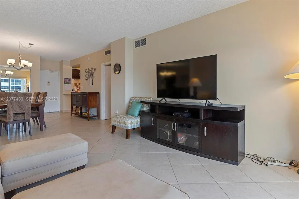 1980 S Ocean Dr #20A Hallandale Beach, FL 33009