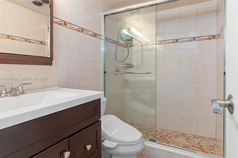 1980 S Ocean Dr #20A Hallandale Beach, FL 33009