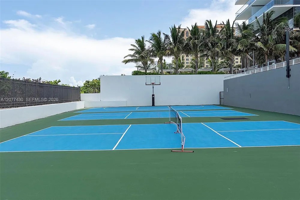 1980 S Ocean Dr #20A Hallandale Beach, FL 33009