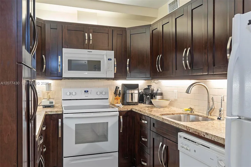 1980 S Ocean Dr #20A Hallandale Beach, FL 33009