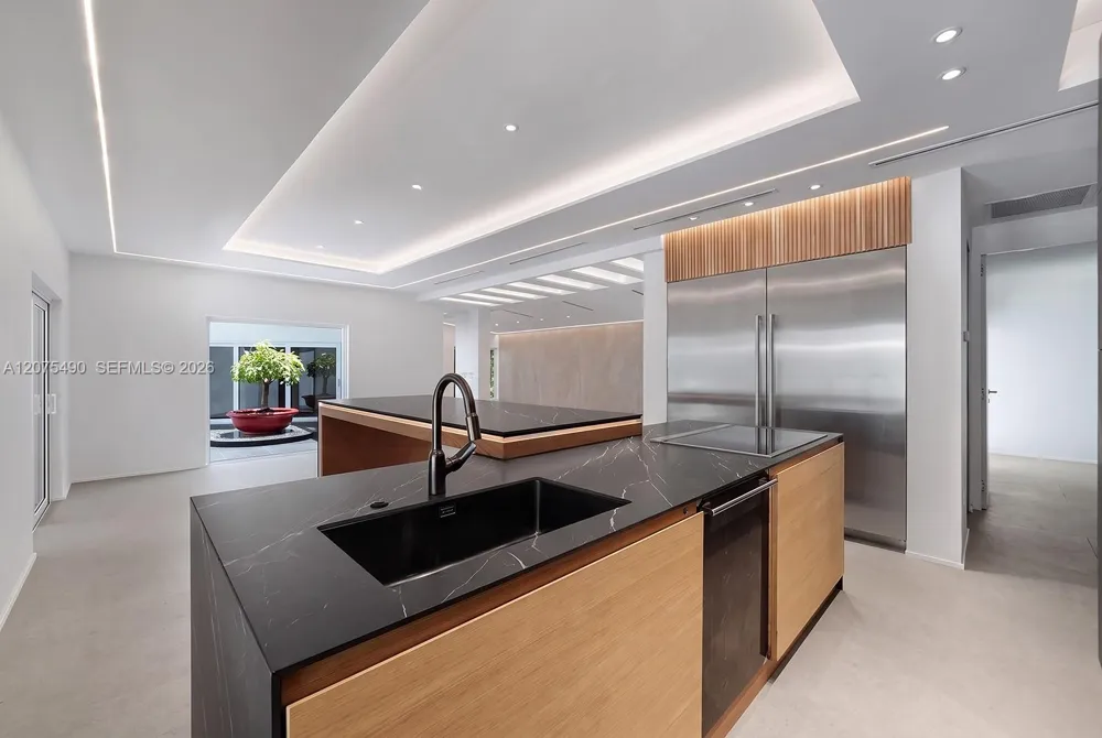 8150 Old Cutler Rd Coral Gables, FL 33143