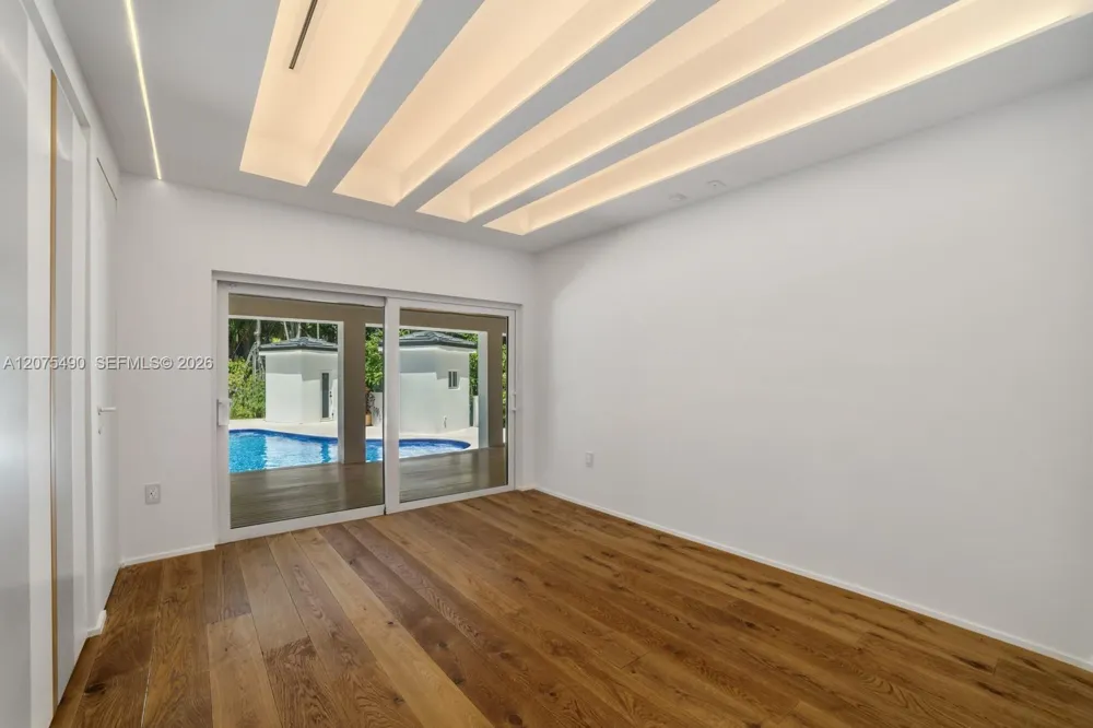 8150 Old Cutler Rd Coral Gables, FL 33143