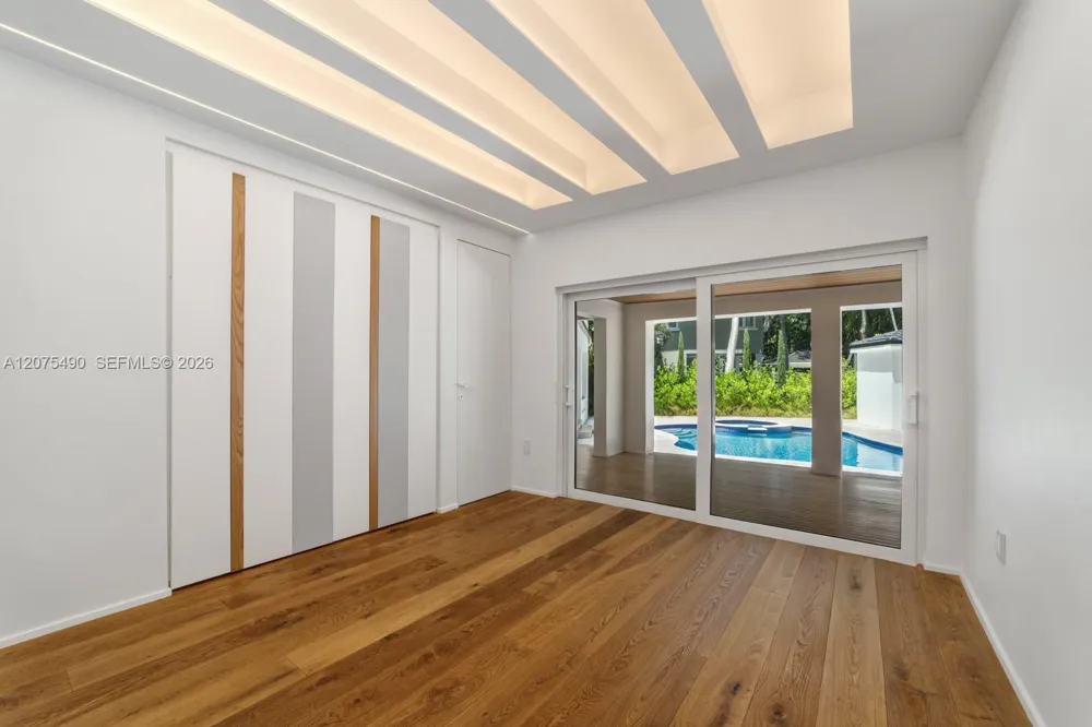 8150 Old Cutler Rd Coral Gables, FL 33143