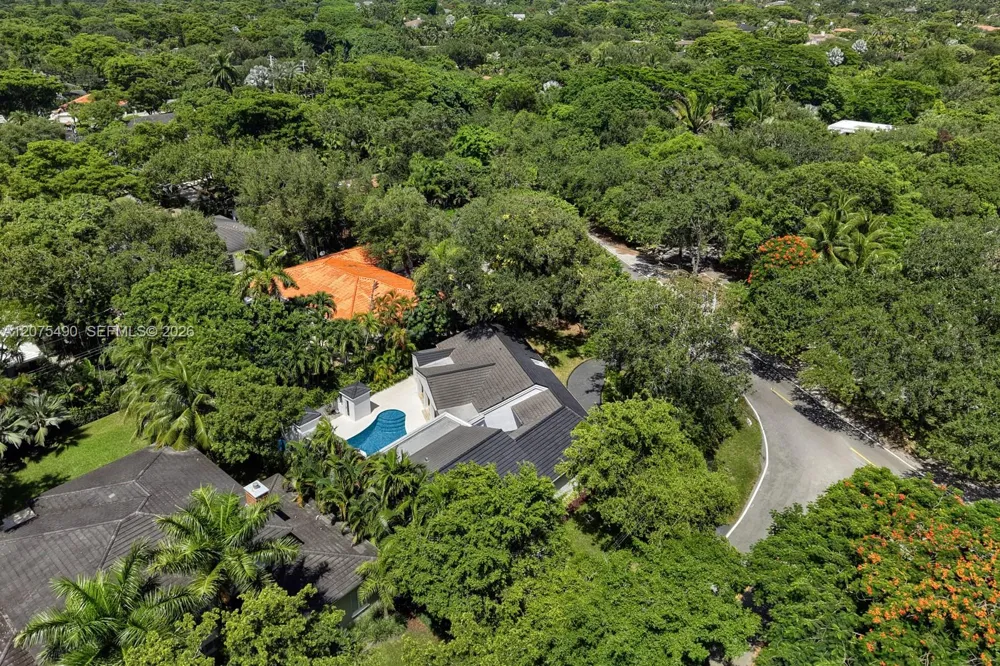 8150 Old Cutler Rd Coral Gables, FL 33143
