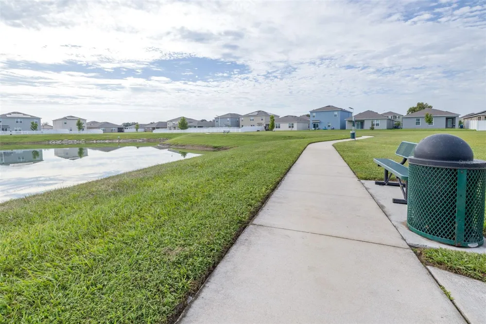 2081 GOLDEN BEAK DRIVE Eagle Lake, FL 33839