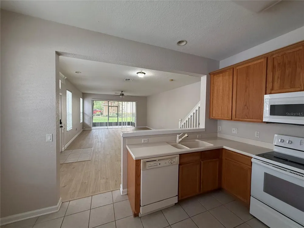 6485 RANELAGH DRIVE #101 Orlando, FL 32835