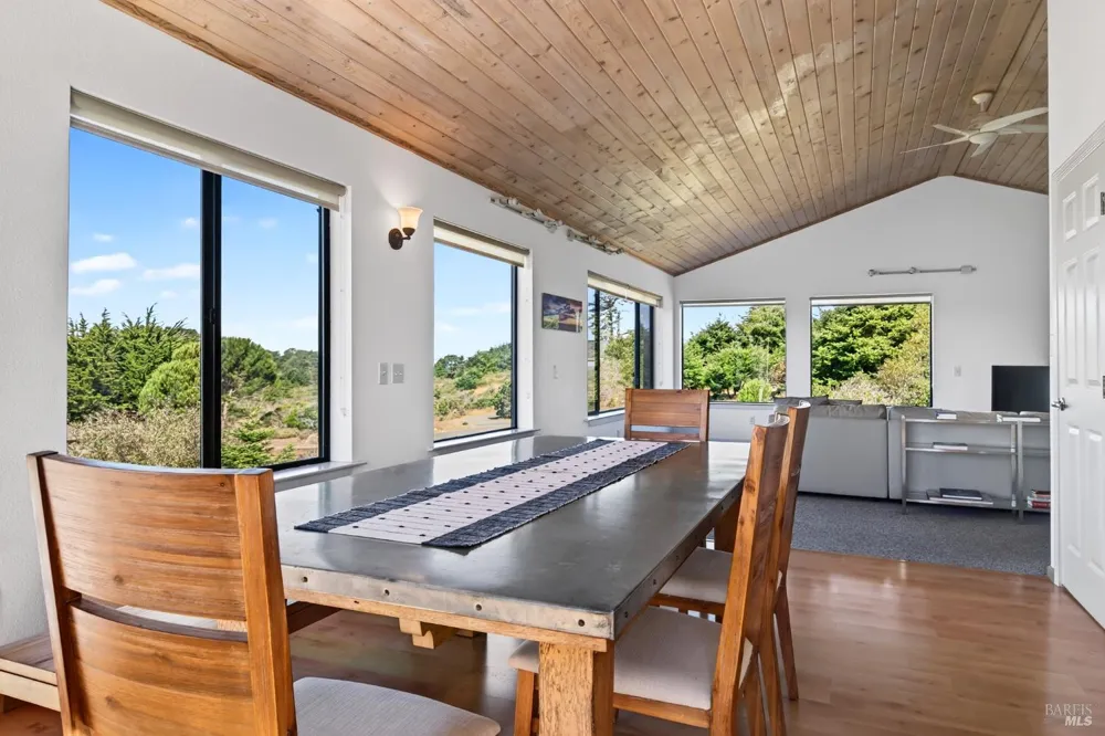 226 White Tail The Sea Ranch, CA 95497