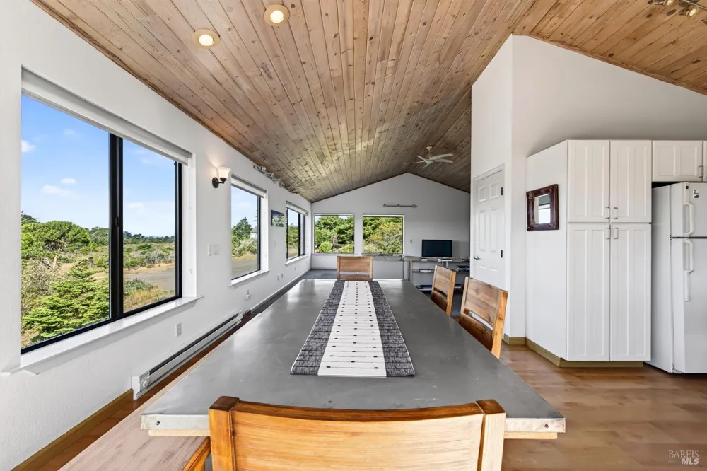 226 White Tail The Sea Ranch, CA 95497