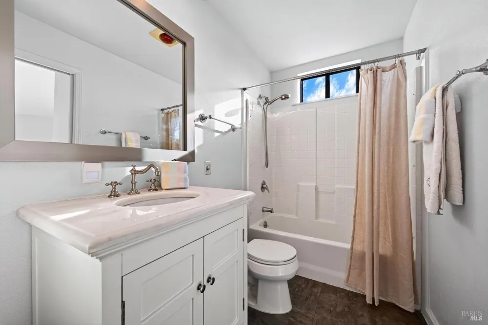 226 White Tail The Sea Ranch, CA 95497