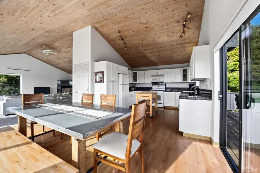 226 White Tail The Sea Ranch, CA 95497