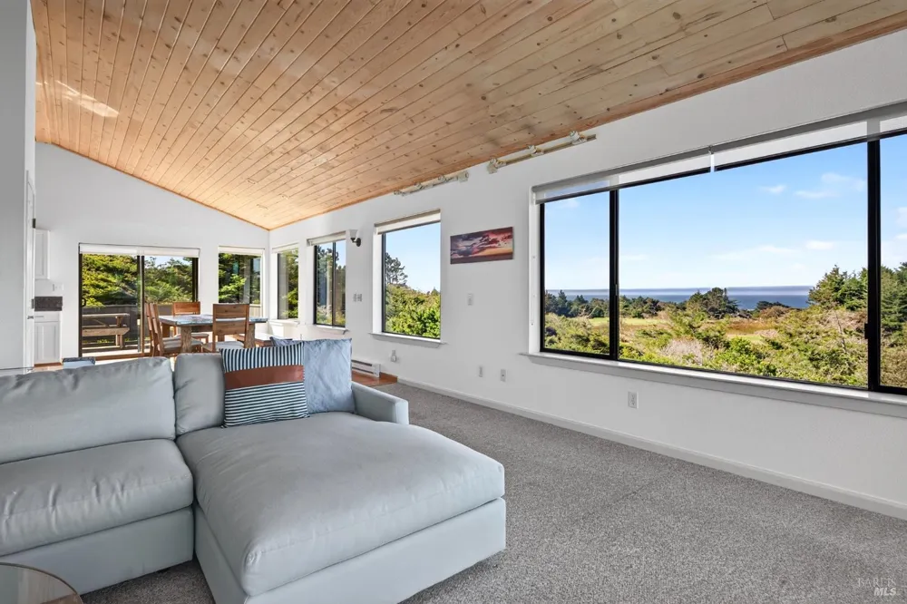 226 White Tail The Sea Ranch, CA 95497